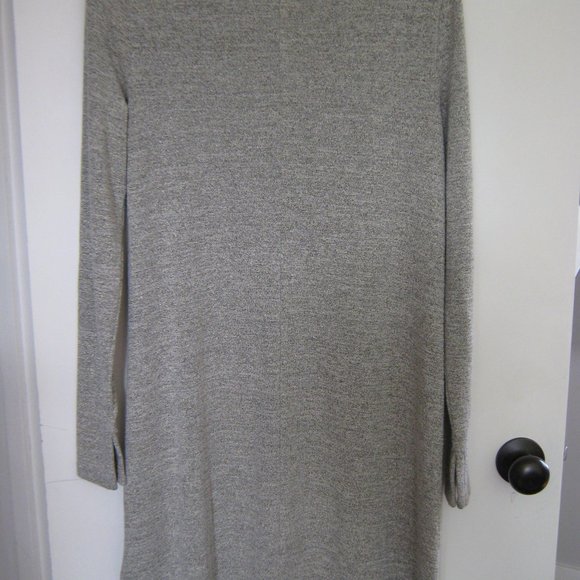 Grey Gap Sweater Tunic/Dress with Gold Sparkle - Picture 5 of 6